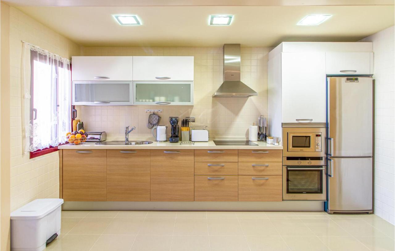 Amazing Apartment In Los Alcazares With Kitchen Exteriör bild