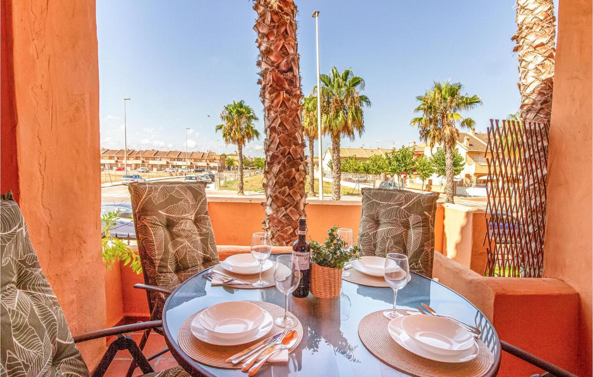 Amazing Apartment In Los Alcazares With Kitchen Exteriör bild